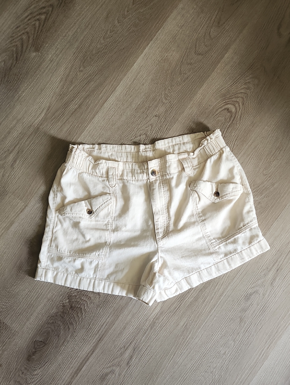 Old Navy Shorts Womens L Tan Chino Khaki 100% Cotton Casual Golf Outdoor Ladies